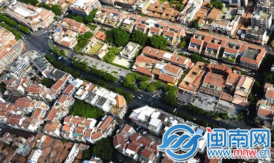 2.涂門街上，清凈寺與關帝廟毗鄰而建