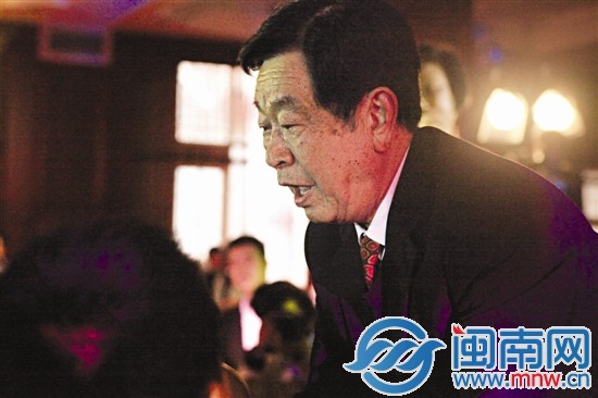 成功圓夢，吳天乙老師激動得流淚