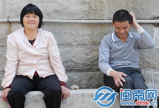 兩個人就這樣，如靜默電影一般生活了二十幾年